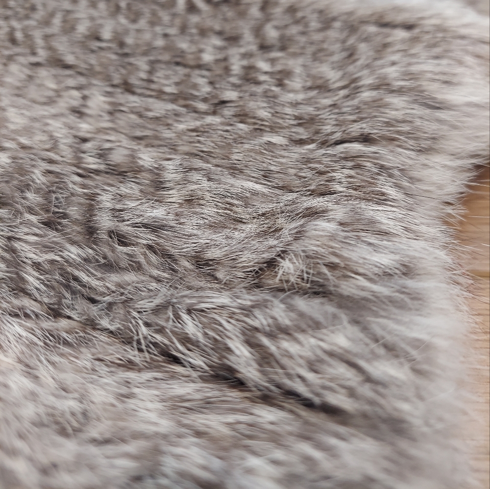 100% Rabbit Fur - Picture 4 of 7
